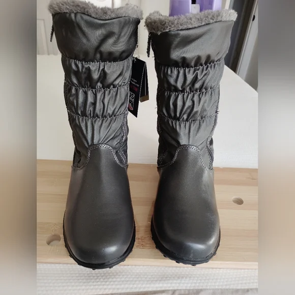 TOTES womens Samantha winter boot shoe size 11M black fabric upper zip up side . - Picture 3 of 9